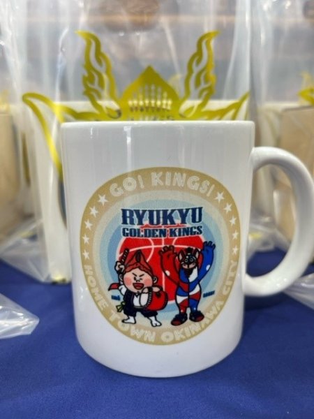 画像1: 沖縄市×琉球キングス　コラボマグカップ (1)
